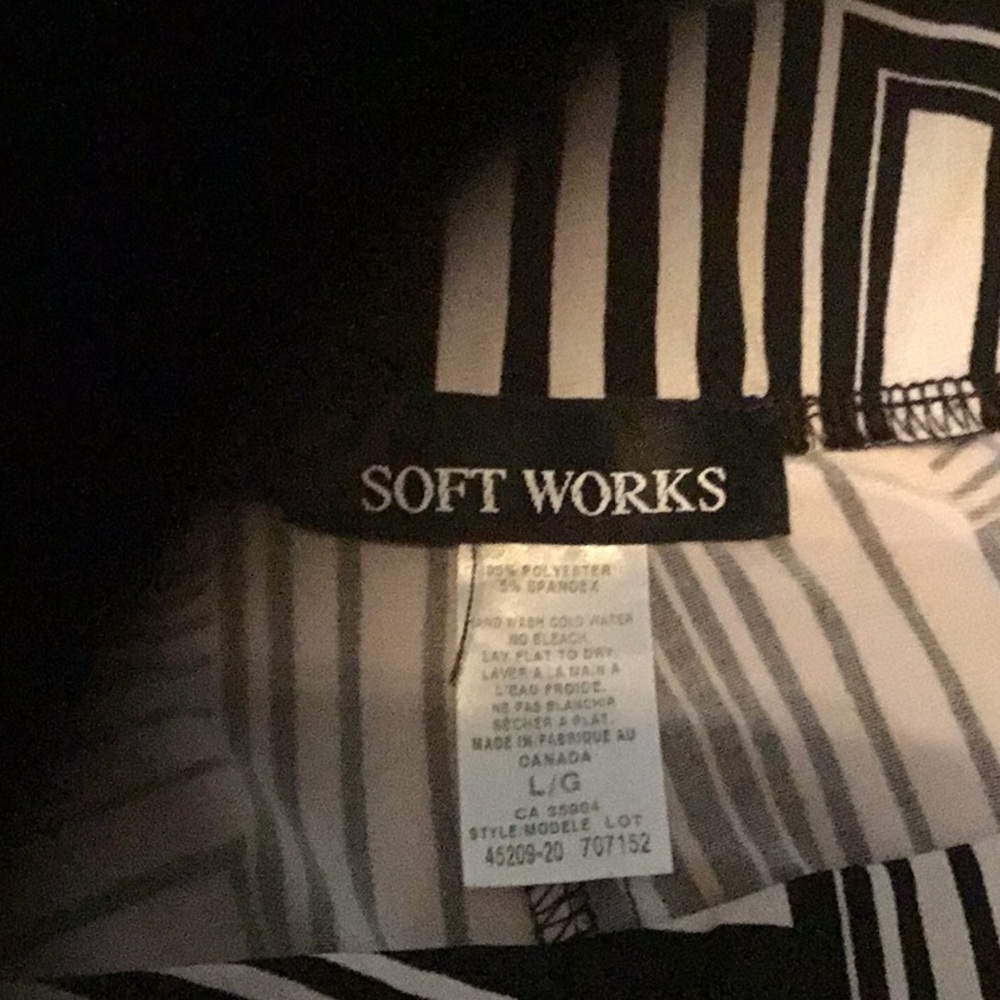 Pants - Picture 4 of 4